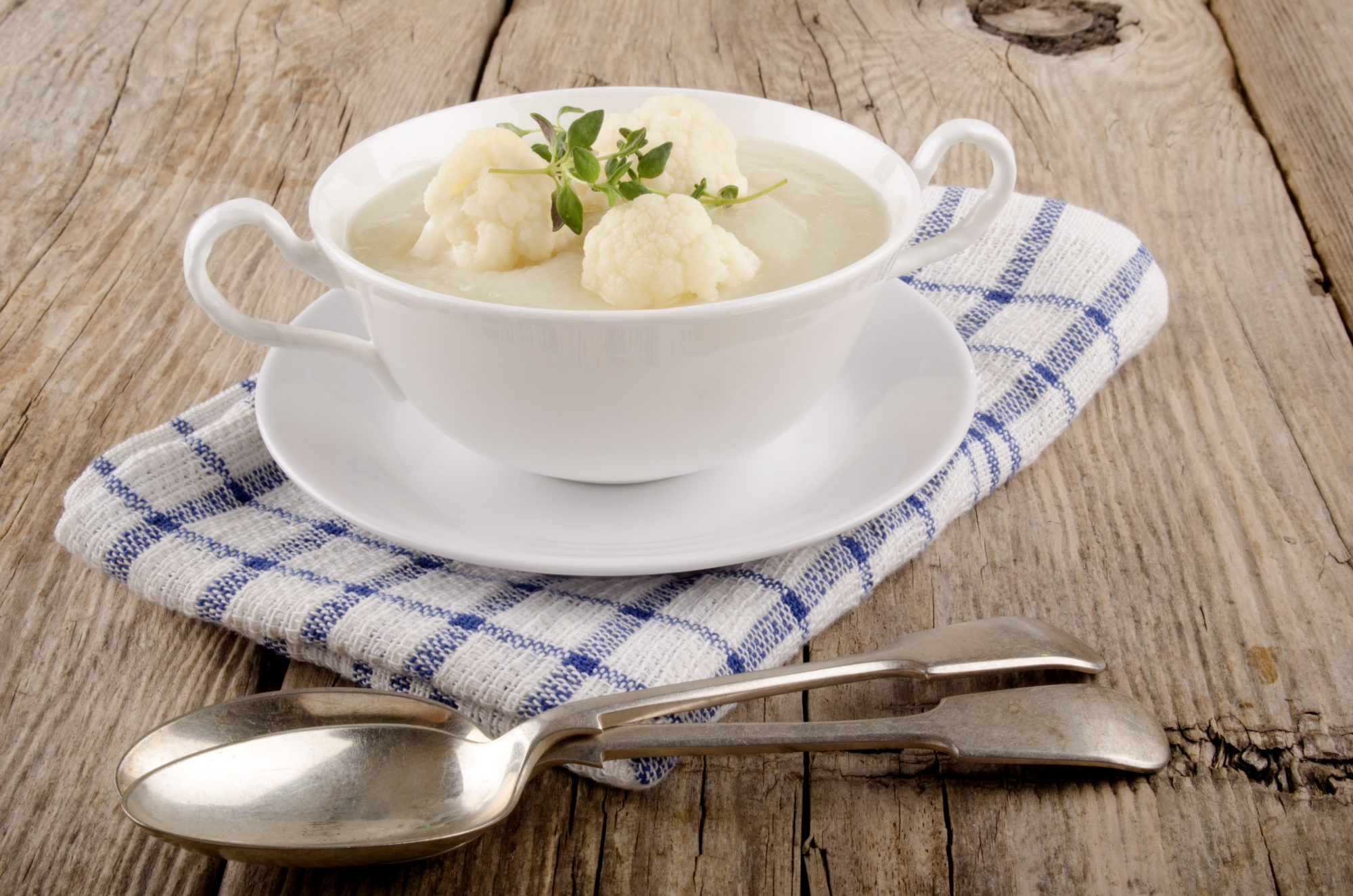 shutterstock_158978324 blomkålsuppe
