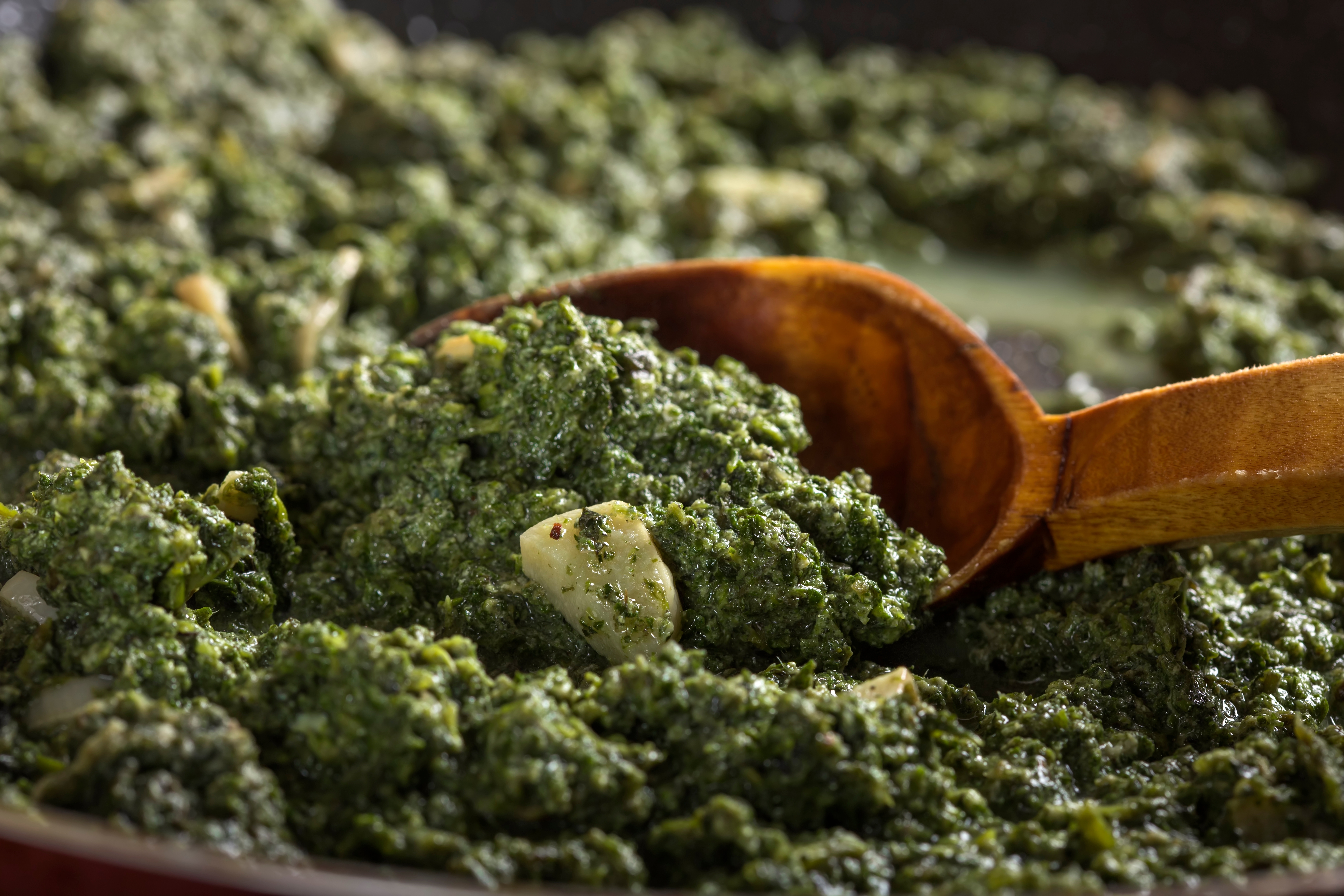 Stewed,Nettles,With,Cream,Sauce,And,Garlic,In,Cooking,Pot