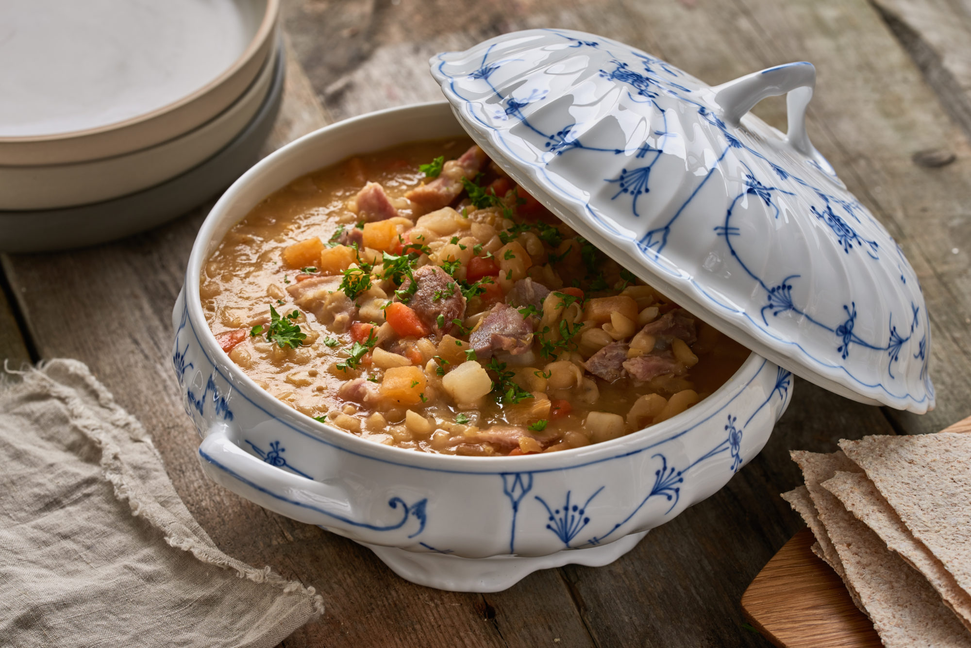 TradisjonsMat1456 ertesuppe svineknoke
