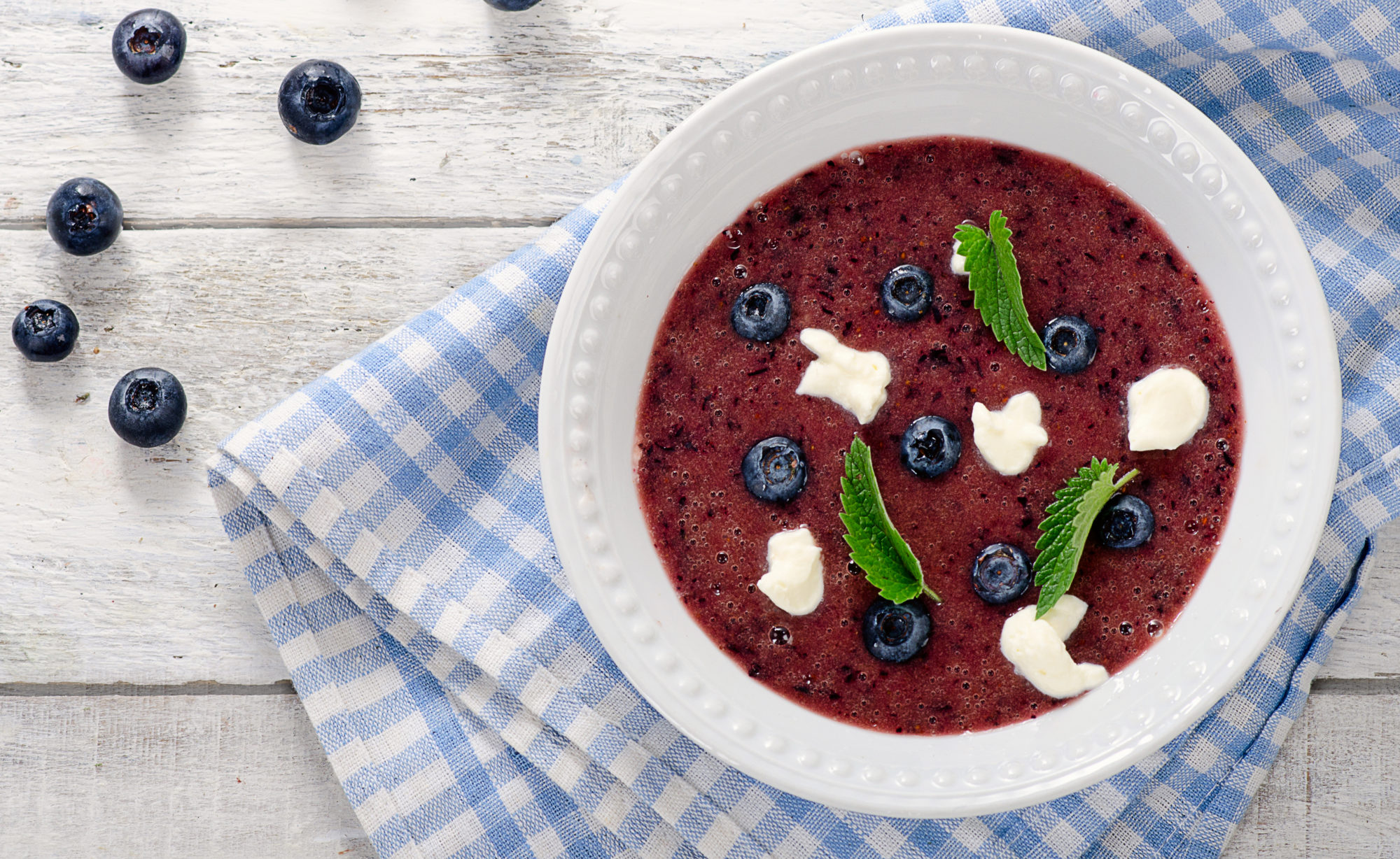 shutterstock_437238421 blåbærsuppe