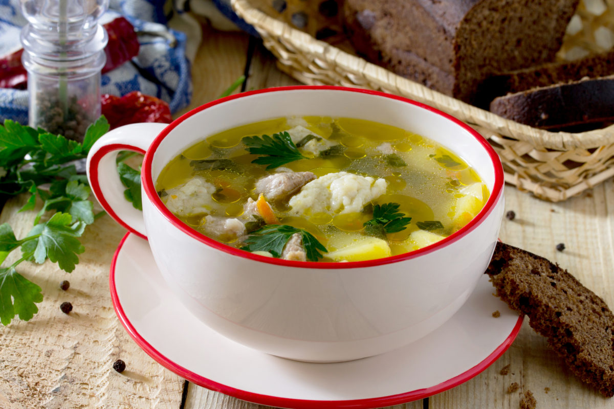 shutterstock_414578344 hønsesuppe